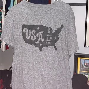 American Eagle short sleeve shirt